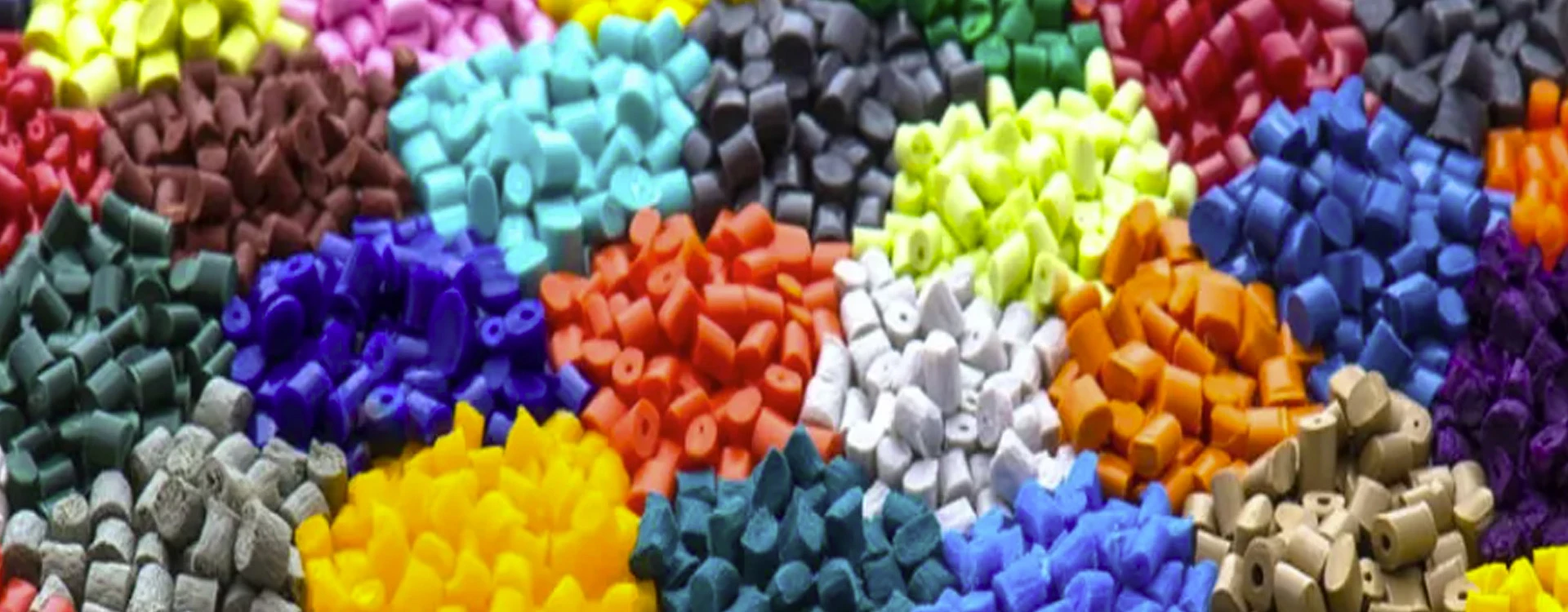 Utilisation du plastique recyclé pour le mobilier urbain — free download